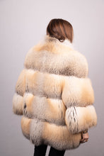 Load image into Gallery viewer, Natural Golden Island Fox Jacket