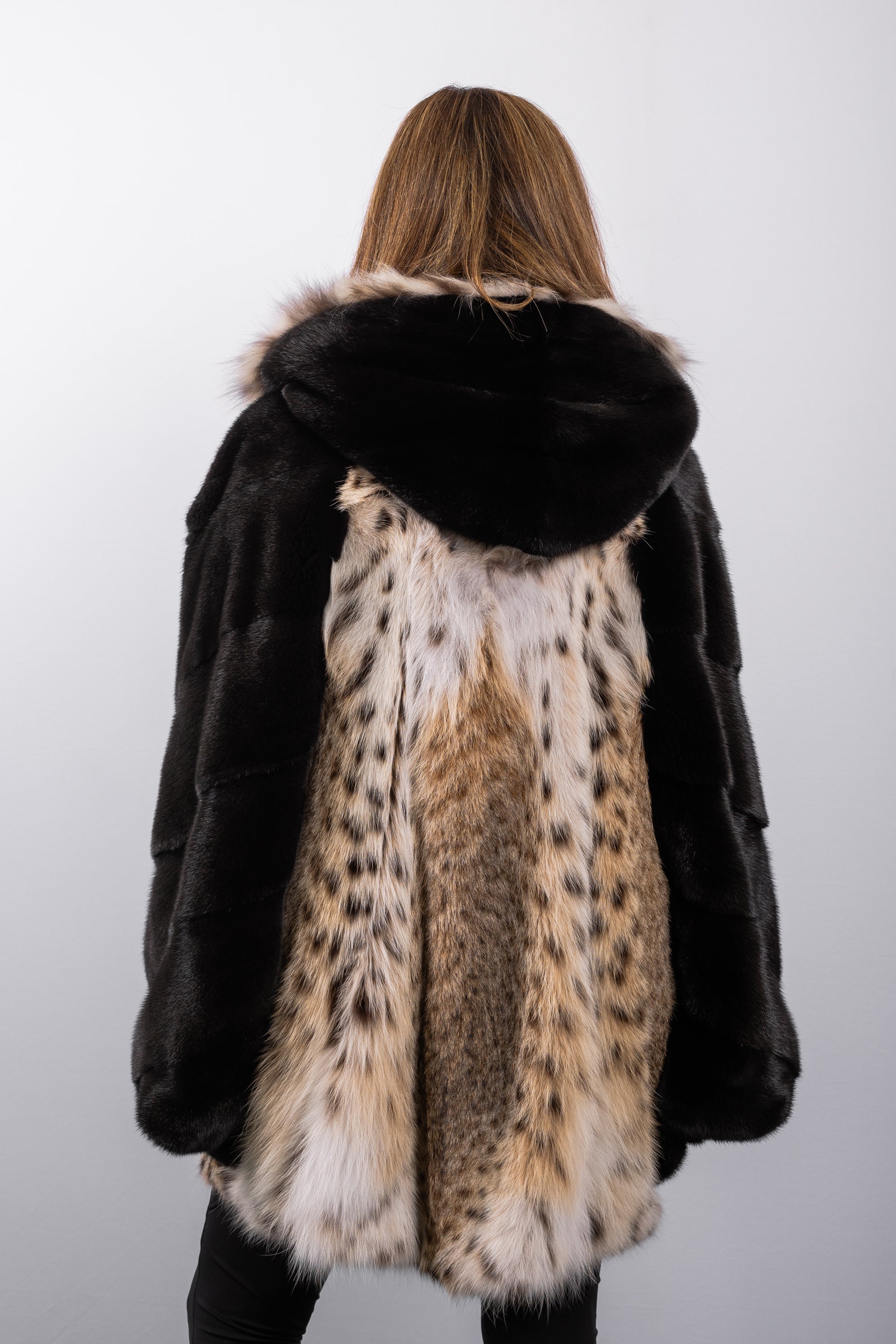 Black Dyed Mink/Natural Lynx Cat Poncho