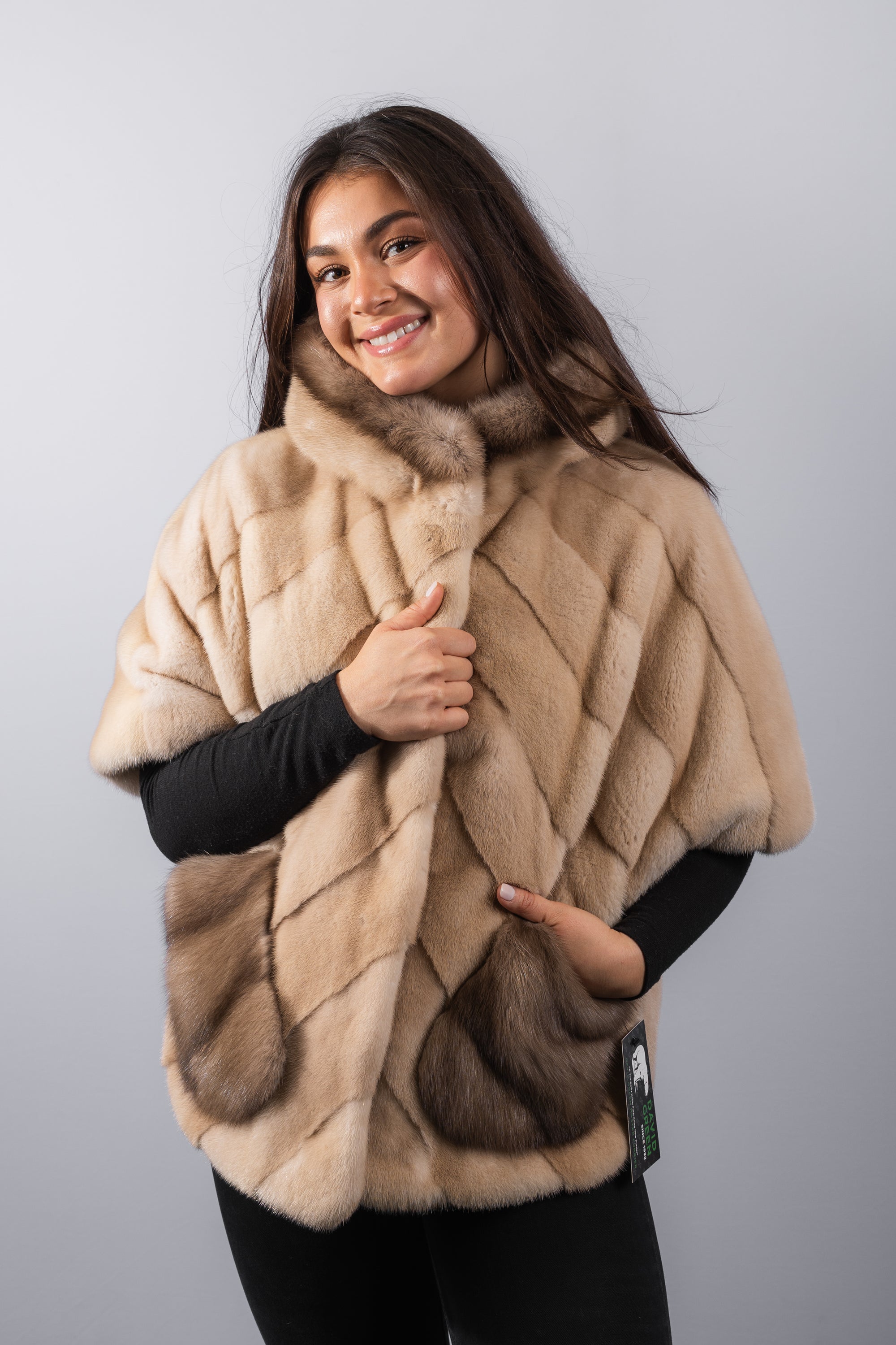 Latte Mink/Natural Tortora Russian Sable Poncho