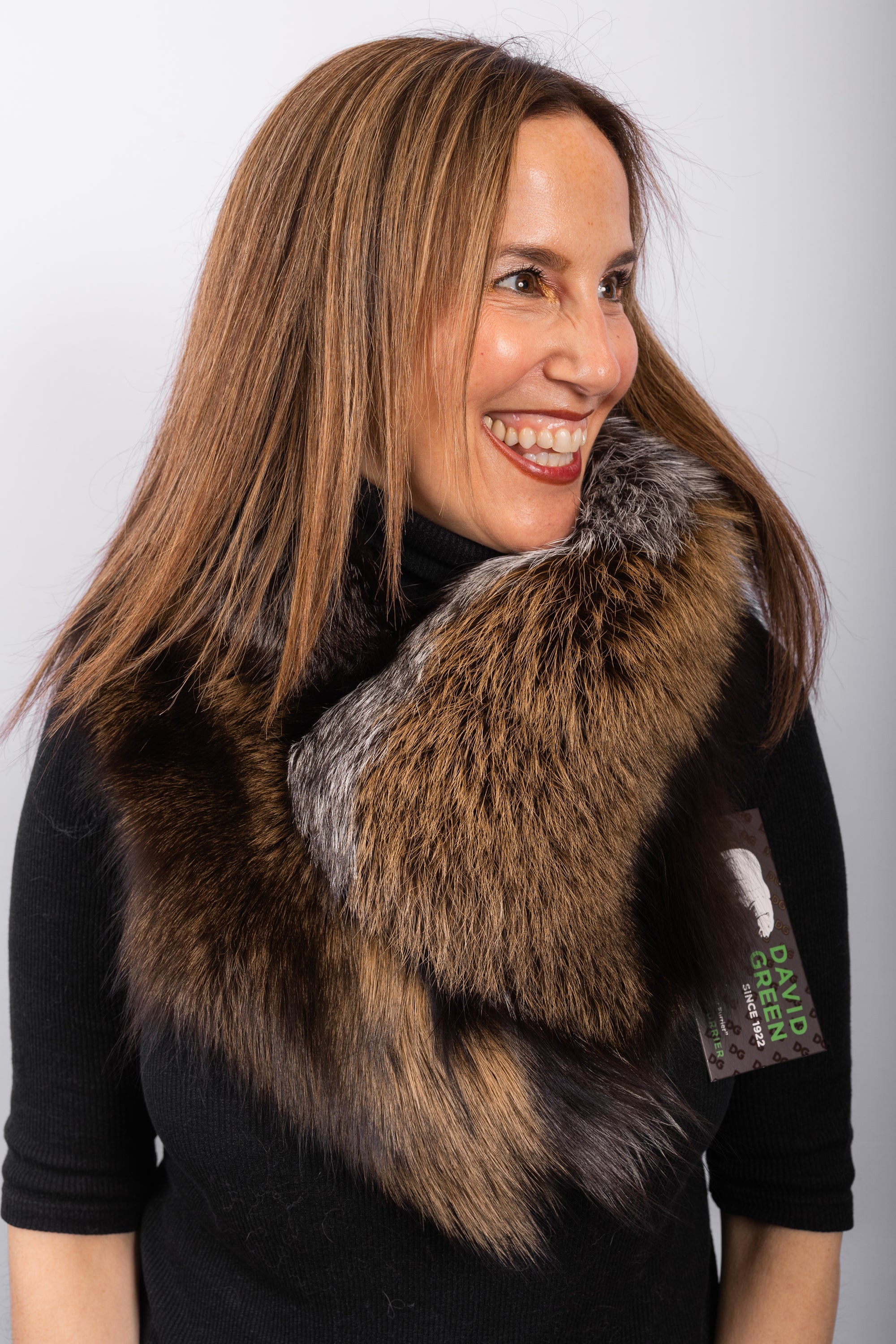 Natural/Gold Silver Fox Fur Collar
