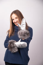 Load image into Gallery viewer, Metallic Silver Lamb Leather Mittens with Natural Silver Fox
